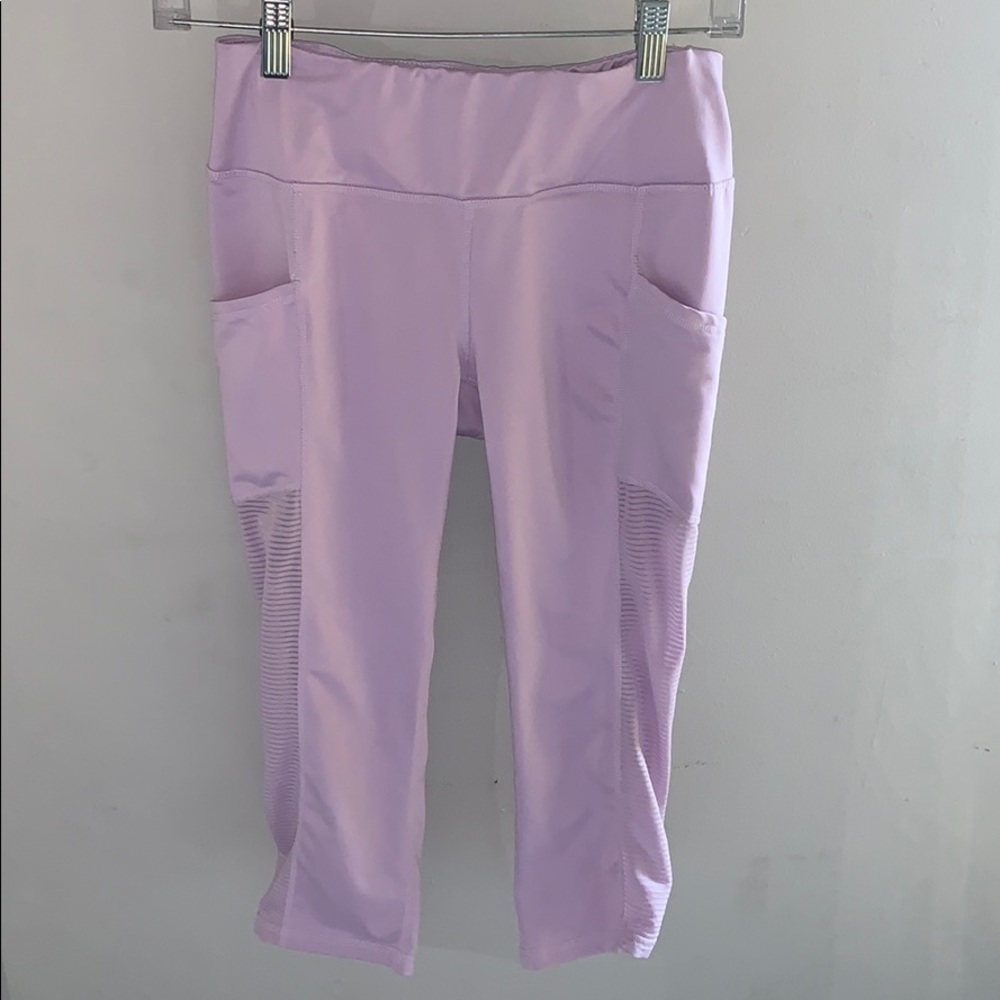 Light Purple Cropped Leggings